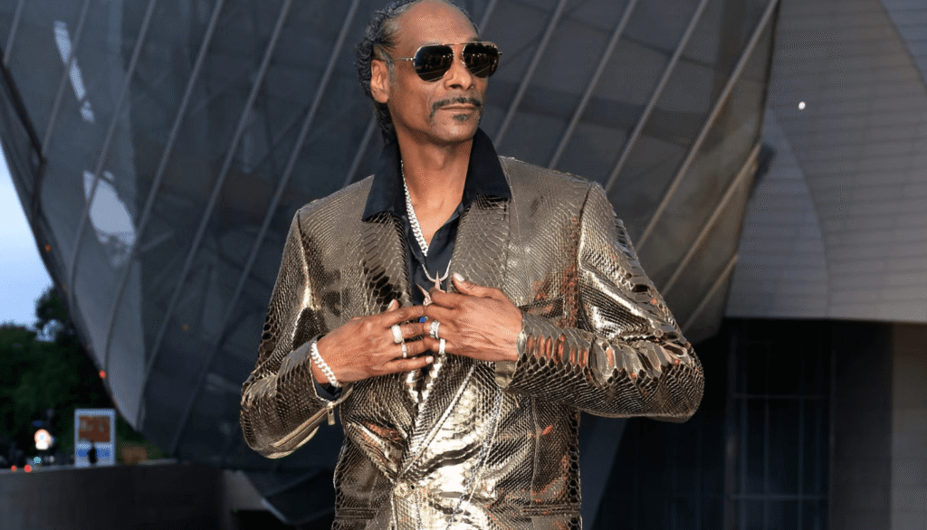 Snoop Dogg’s Signature Style and Fashion Legacy